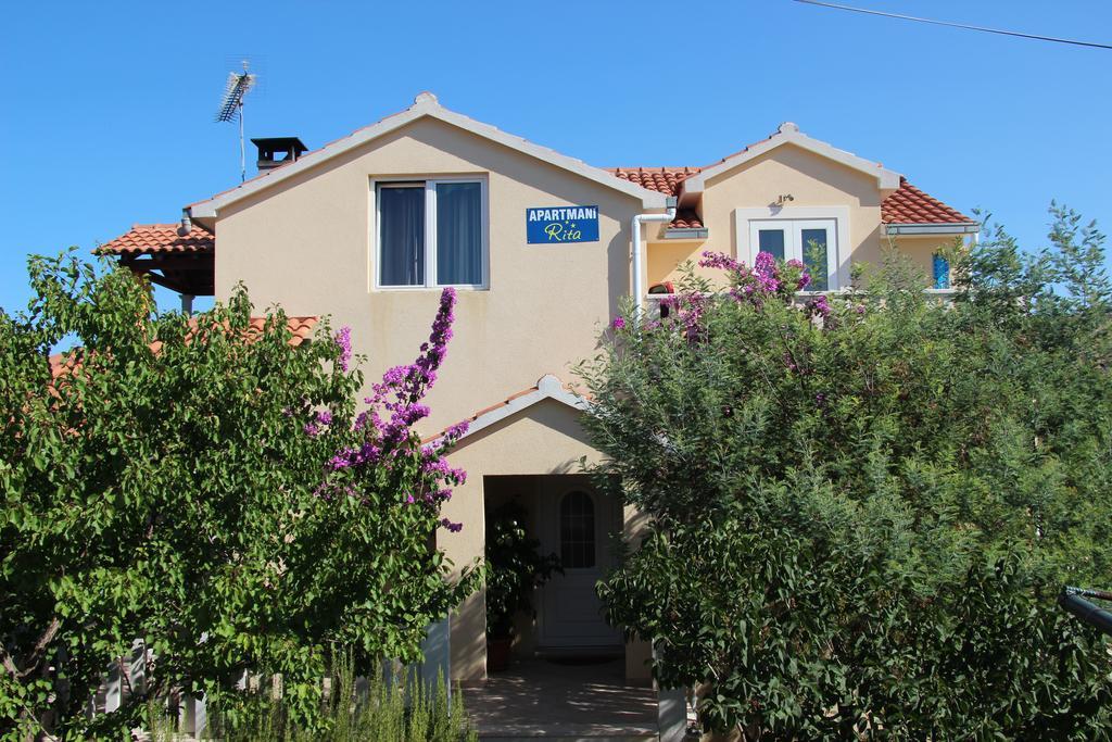 Apartmani Rita Milna  Exterior photo
