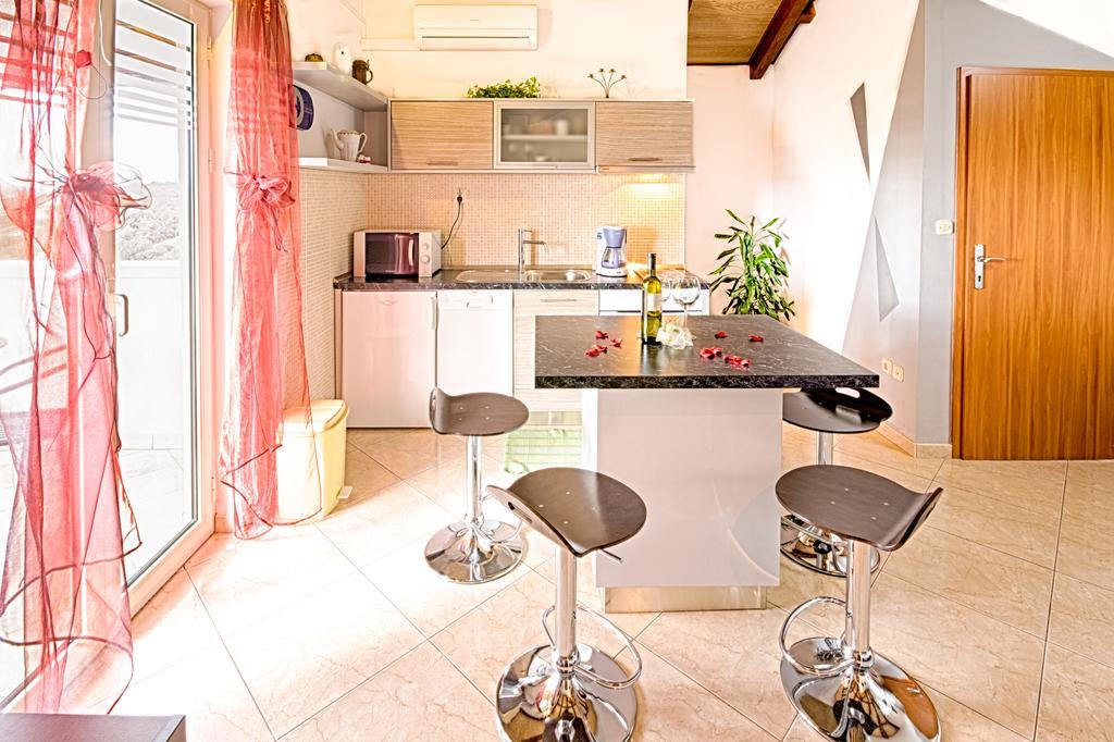 Apartmani Rita Milna  Room photo